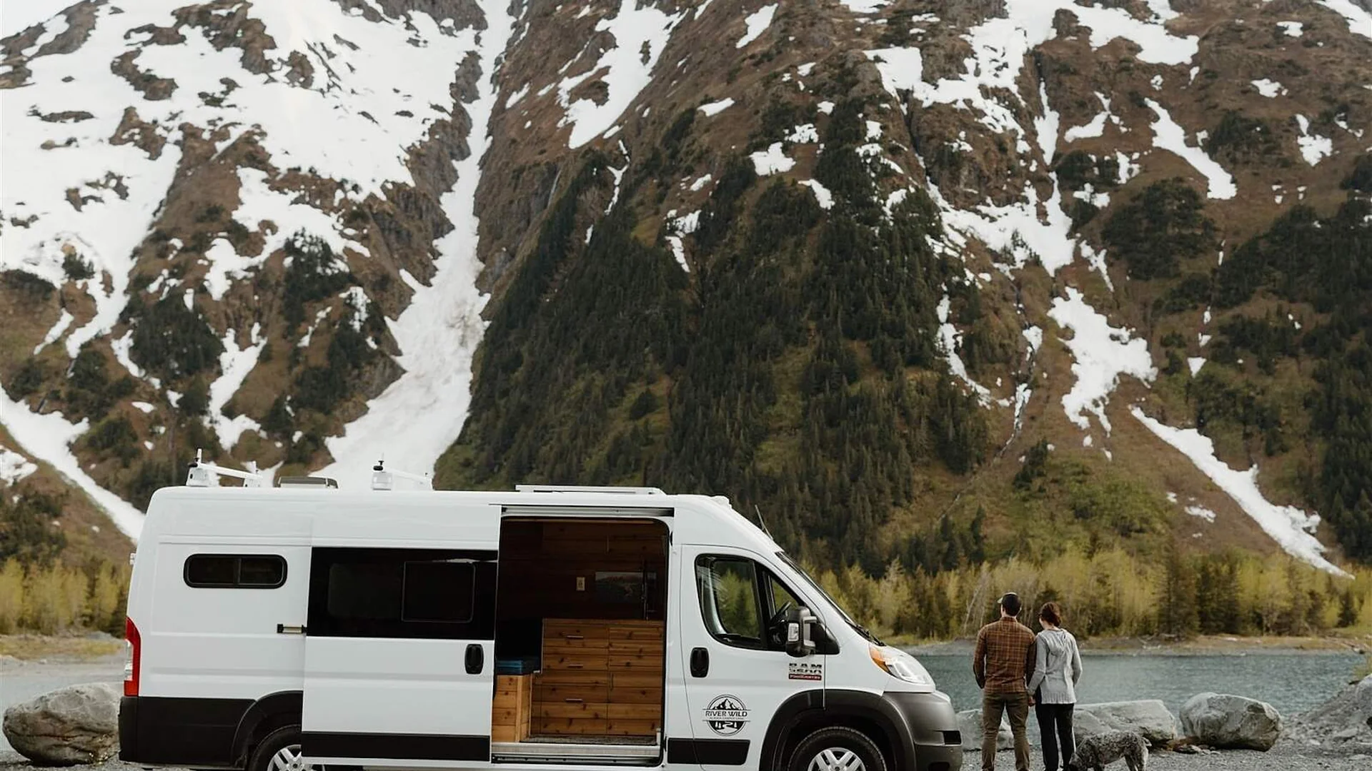 Alaska RV Road Trip: The Ultimate Guide (2026)
