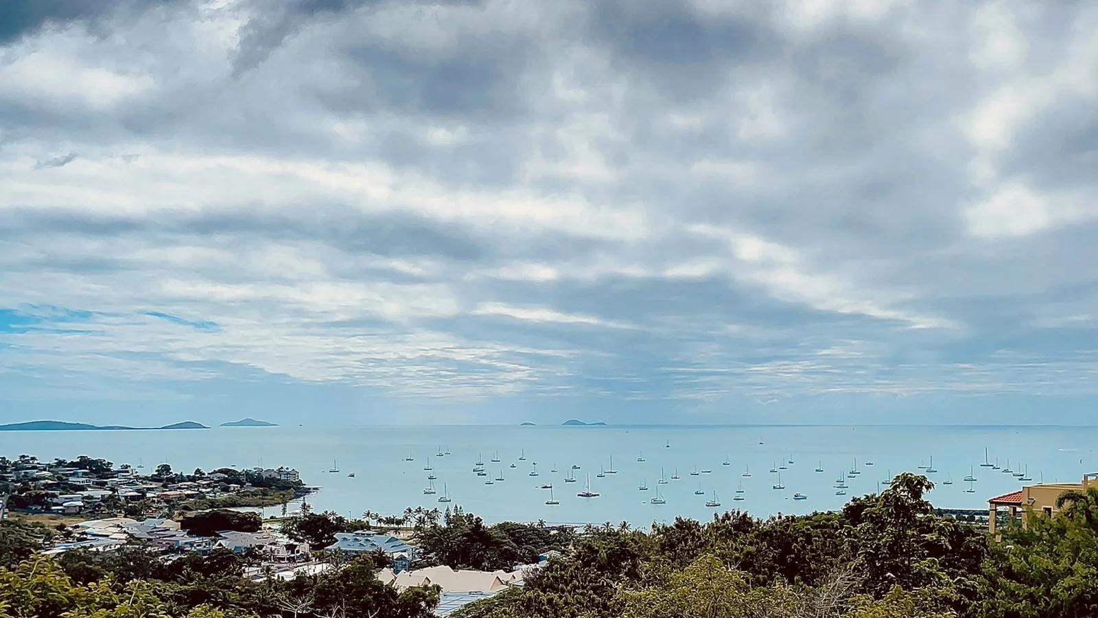 Campervan hire Airlie Beach