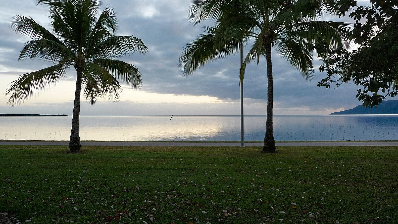 Campervan hire Cairns, QLD