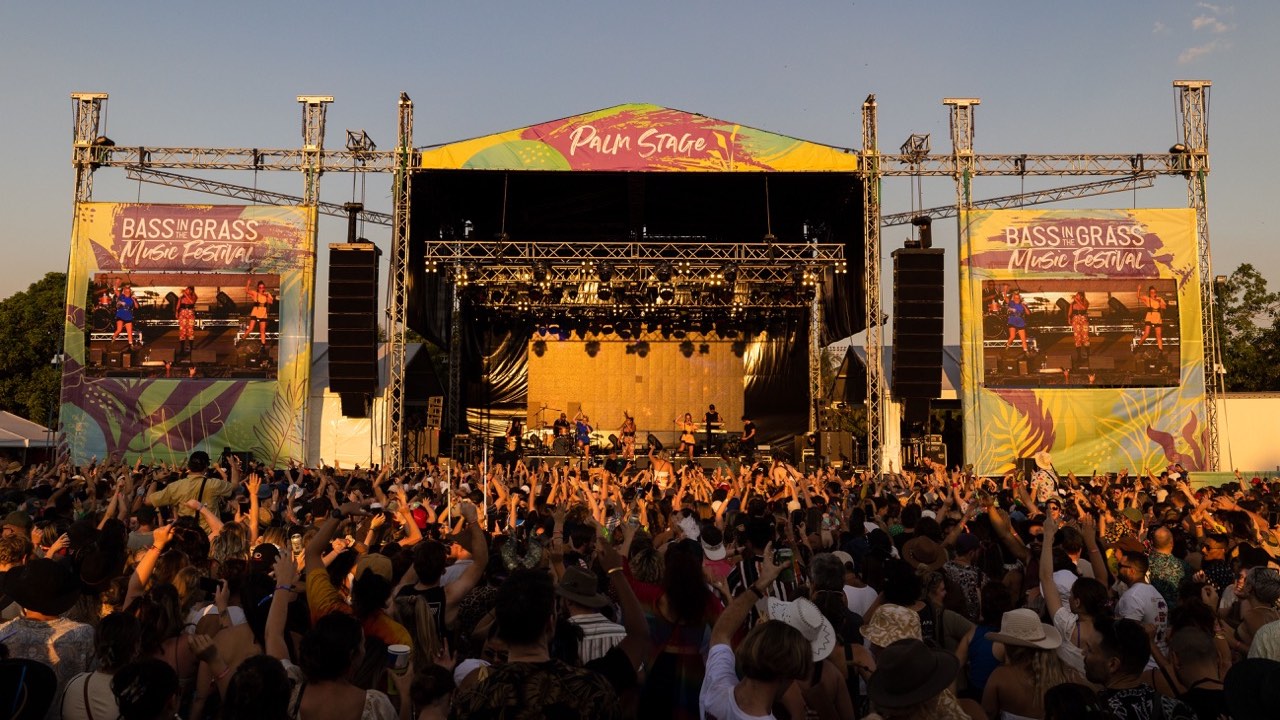 BASSINTHEGRASS — Mindil Beach, Darwin, NT